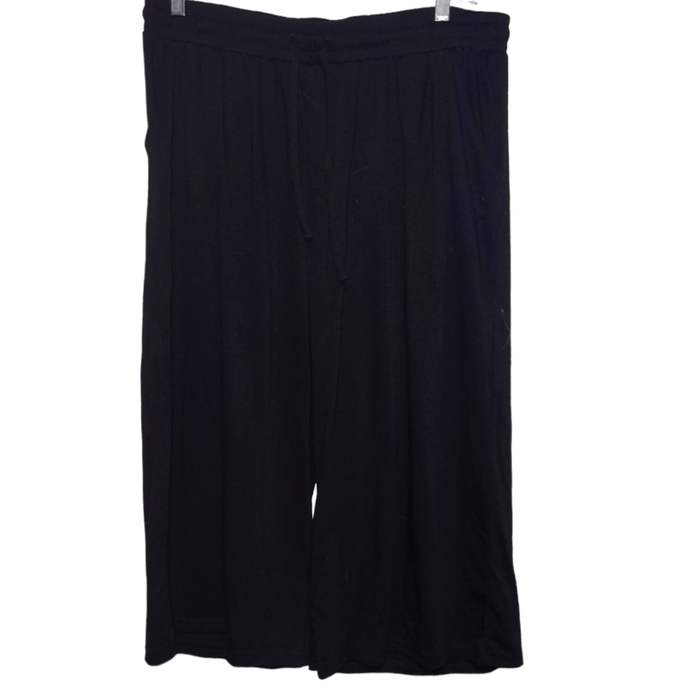 Boutique Plus Capris Black sz 2X